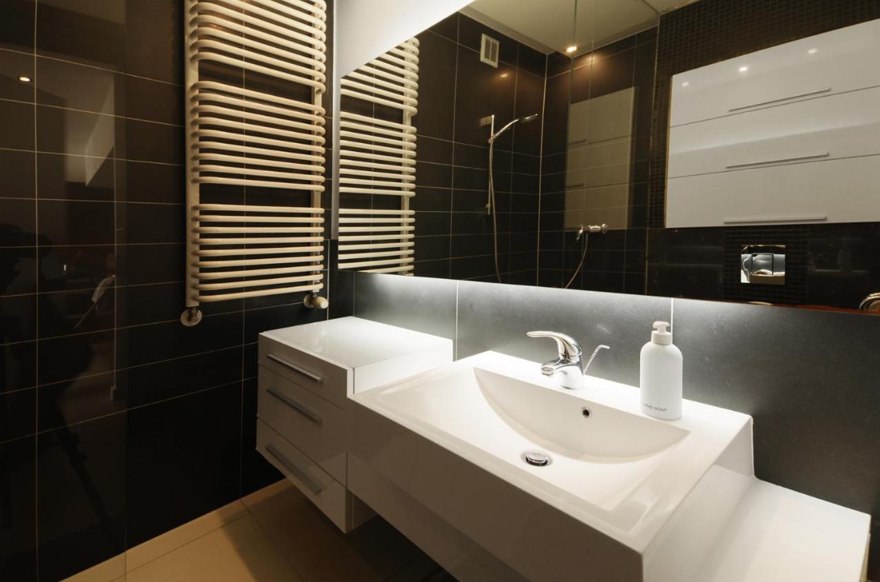 Lupoapartments Marea Dostep Na Kod Appartamento *