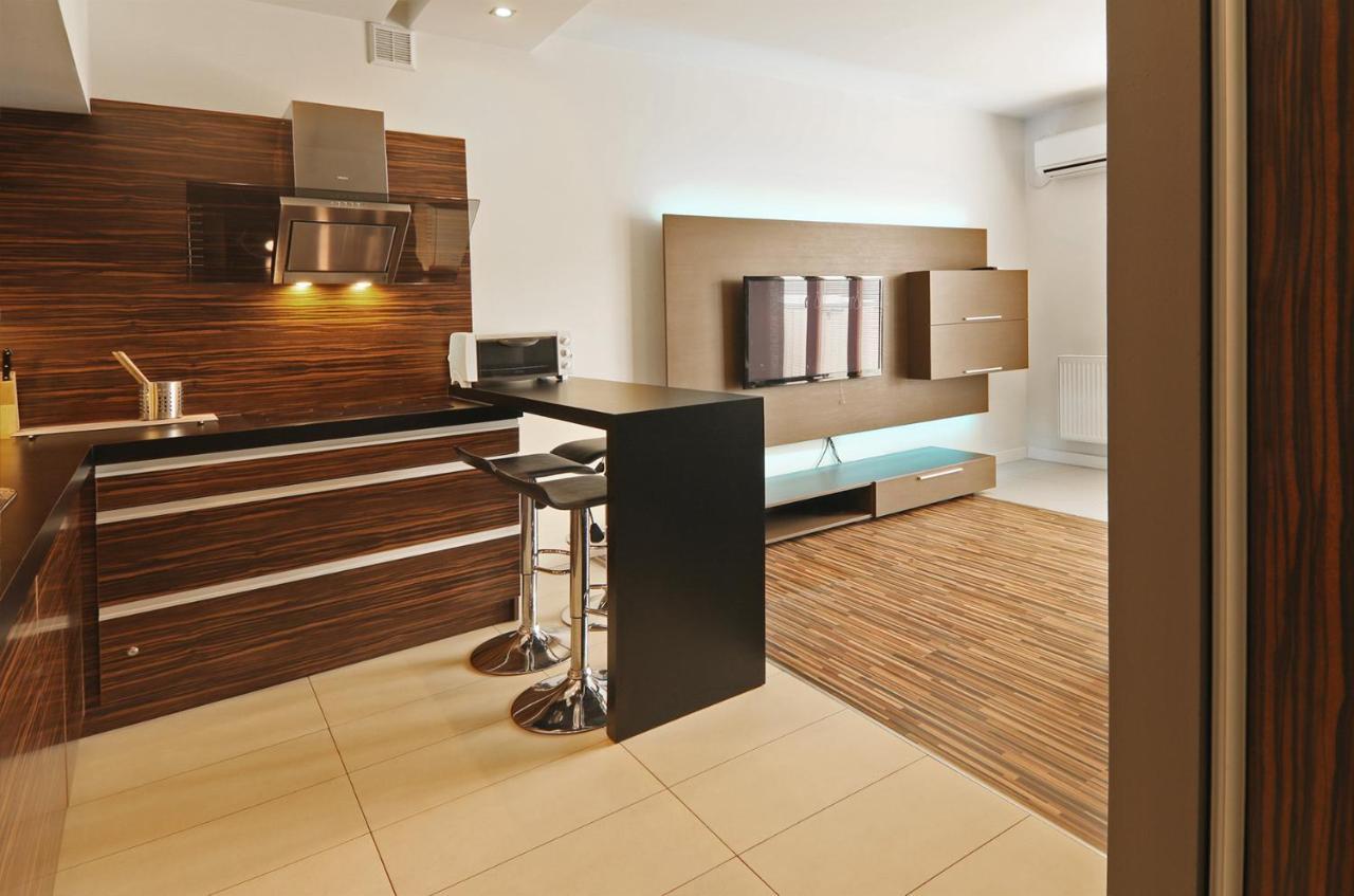 Lupoapartments Marea Dostep Na Kod